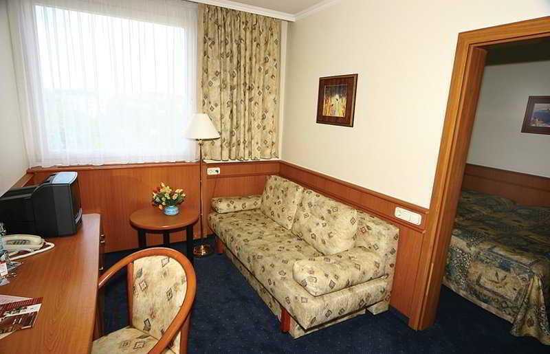 Ibis Styles Citywest 3* Budapesta